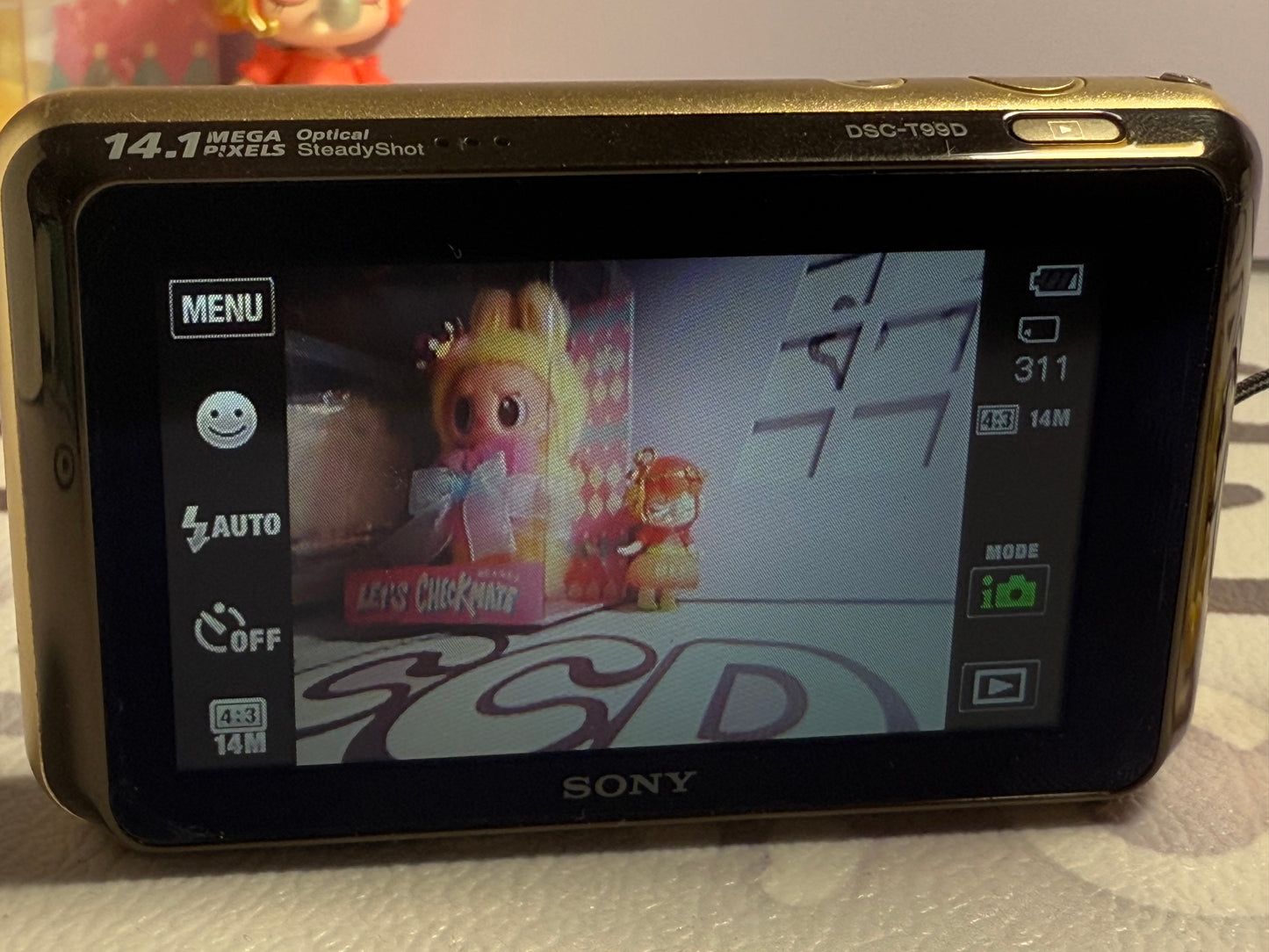 SONY Cyber Shot DSC-T99D 14.1MP 4x Compact Digital Camera (GOLD)