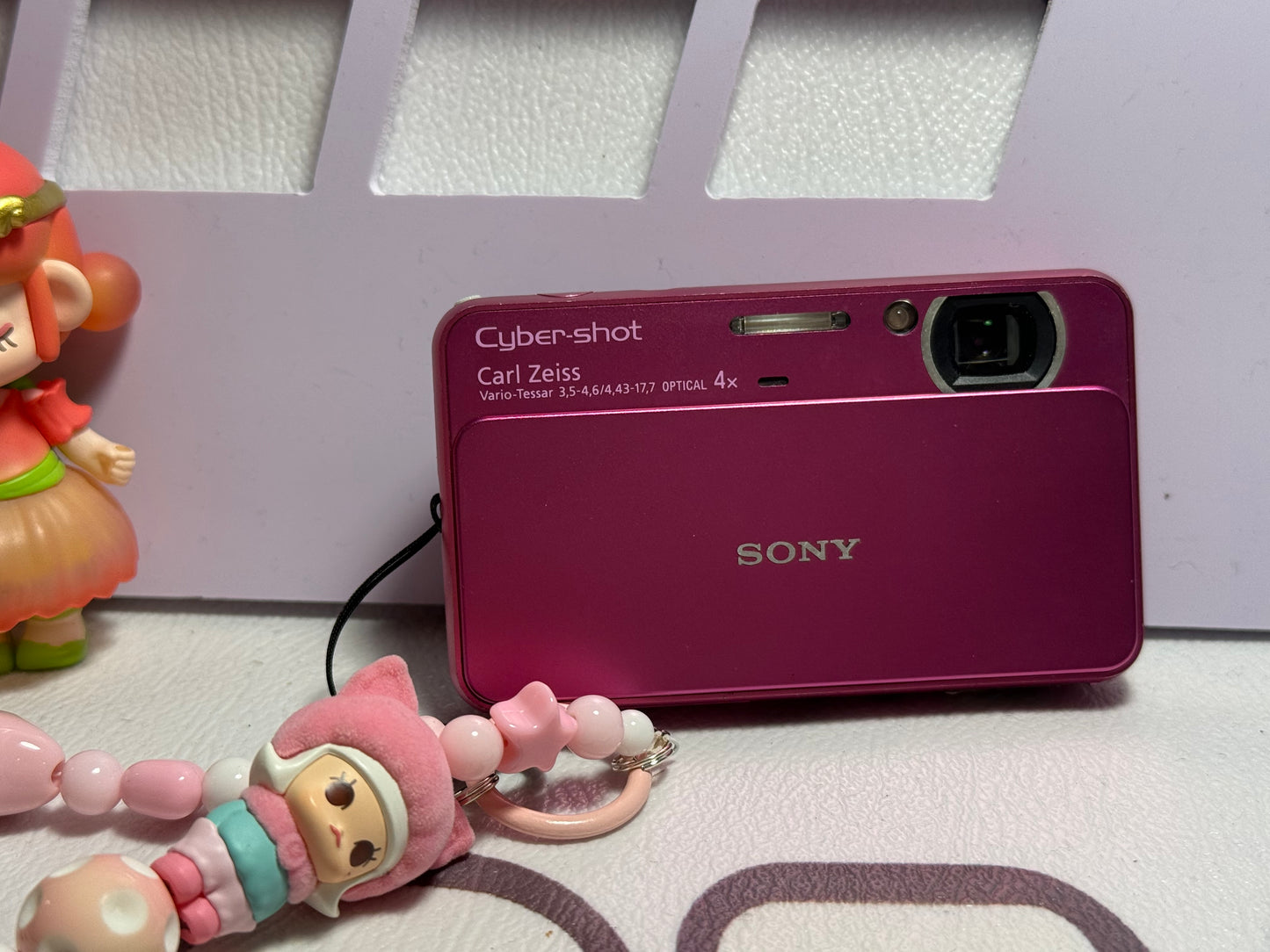 SONY DSC-T99 Digital Camera Cyber Shot Pink