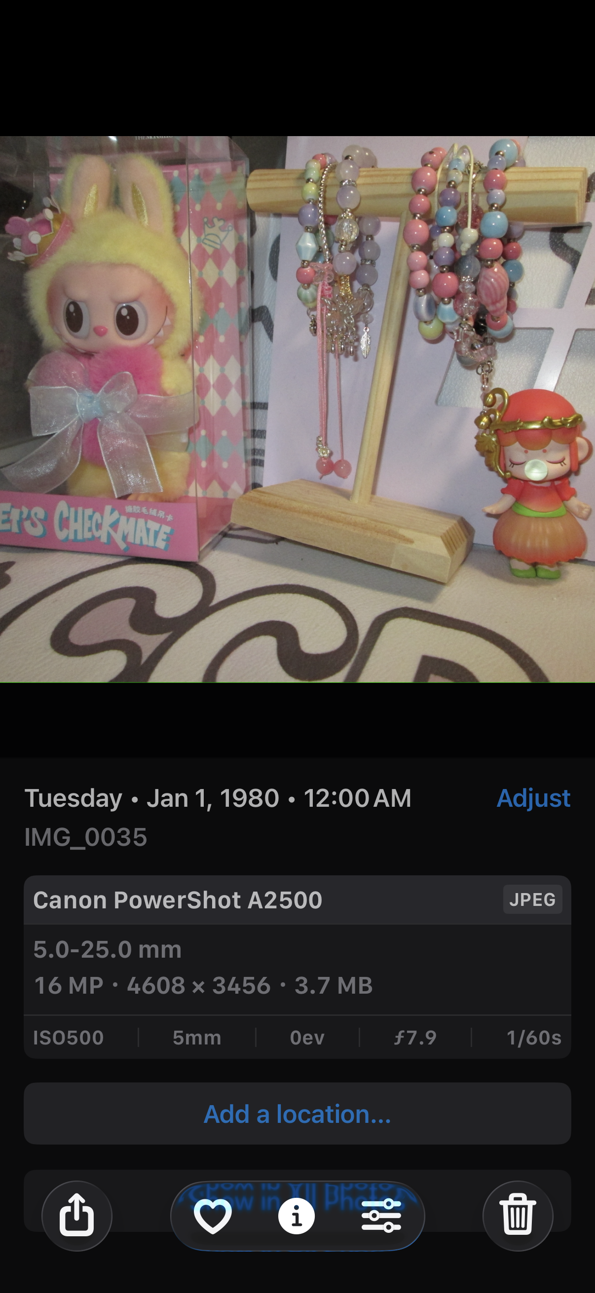 Canon PowerShot A2500 Digital Camera