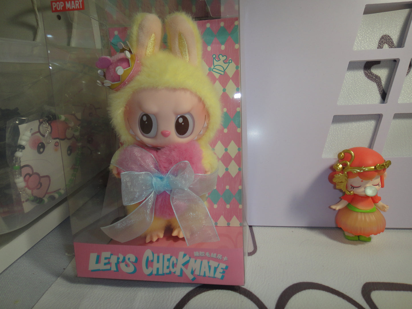 SONY Cyber Shot DSC-T99D 14.1MP Digital Camera