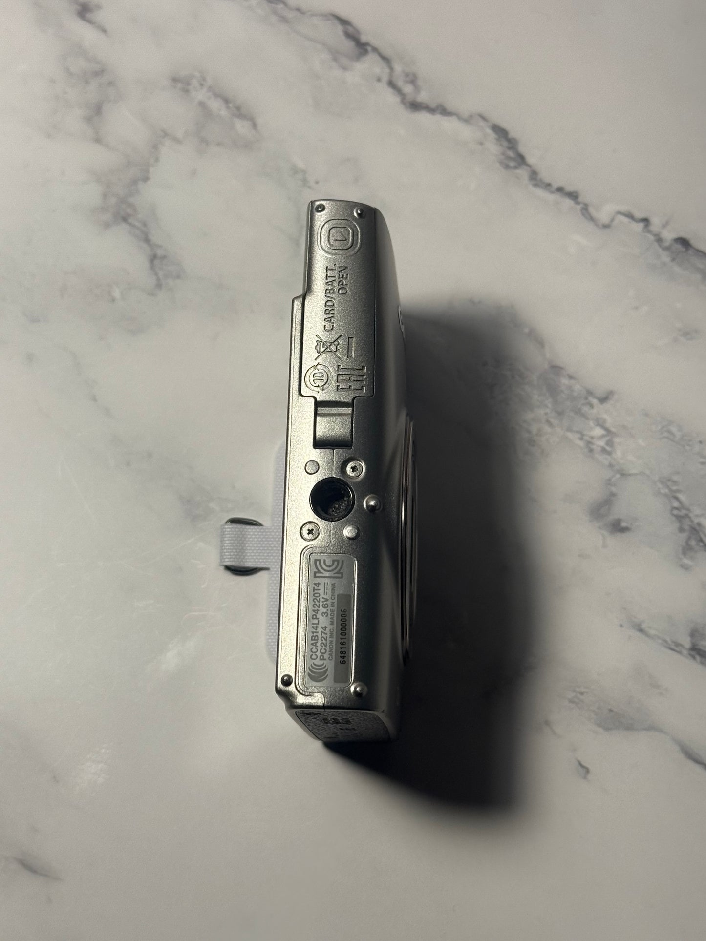 Canon PowerShot Digital ELPH 360 HS（IXUS285） IS Camera
