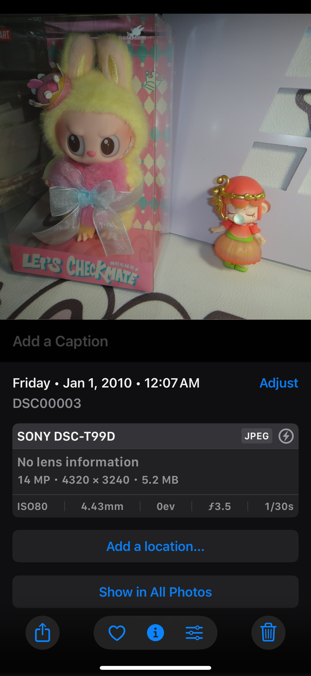 SONY Cyber Shot DSC-T99D 14.1MP 4x Compact Digital Camera (GOLD)