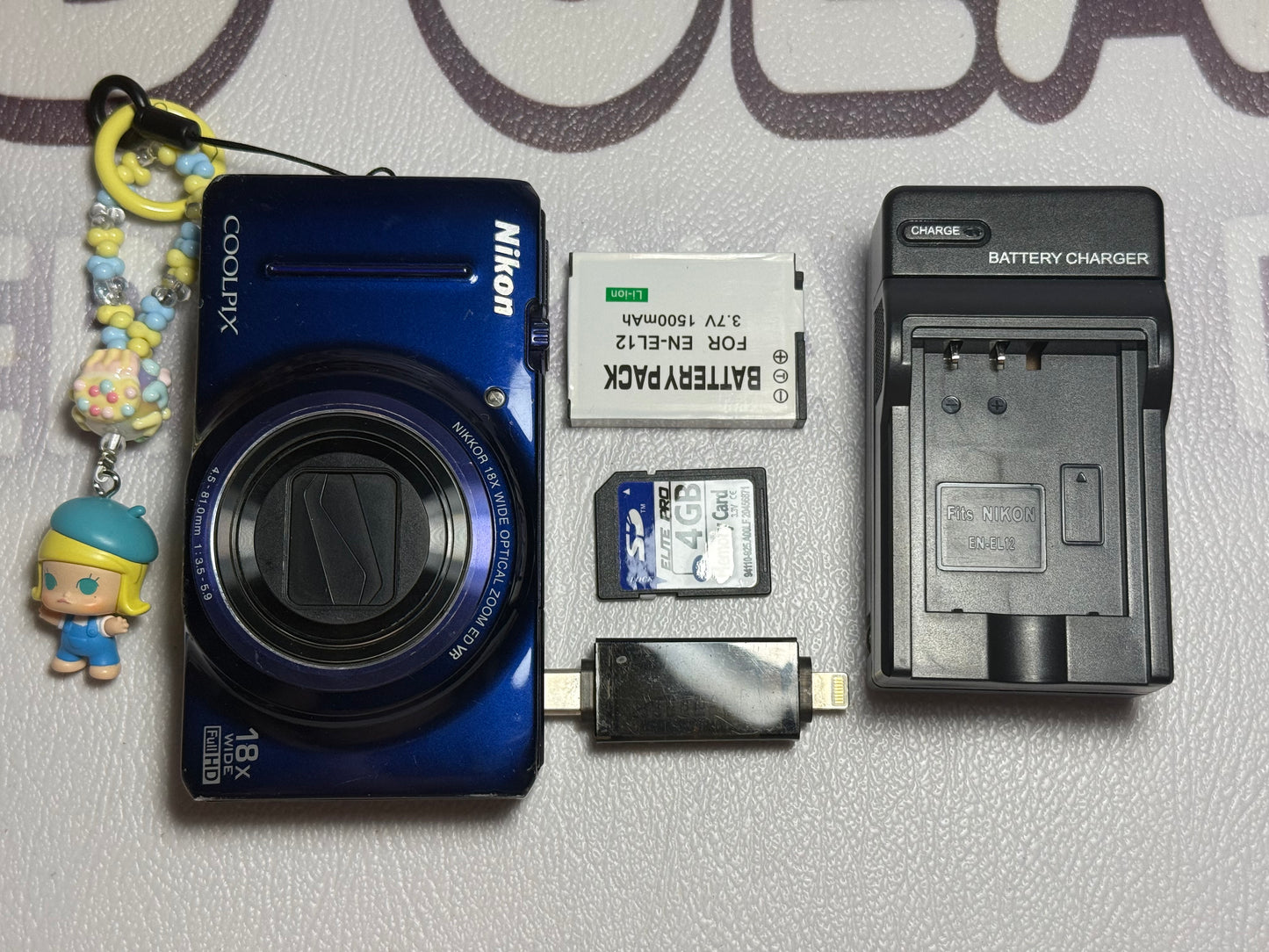 Nikon COOLPIX S9200 12.1MP 18x Optical Zoom Digital Camera