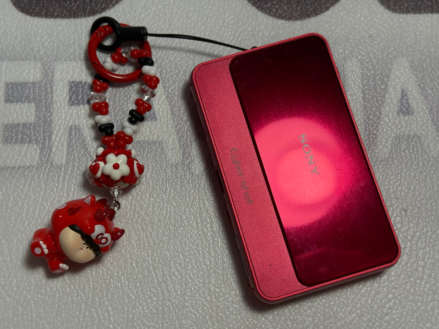 SONY DSC-T110 Digital Camera Cyber Shot