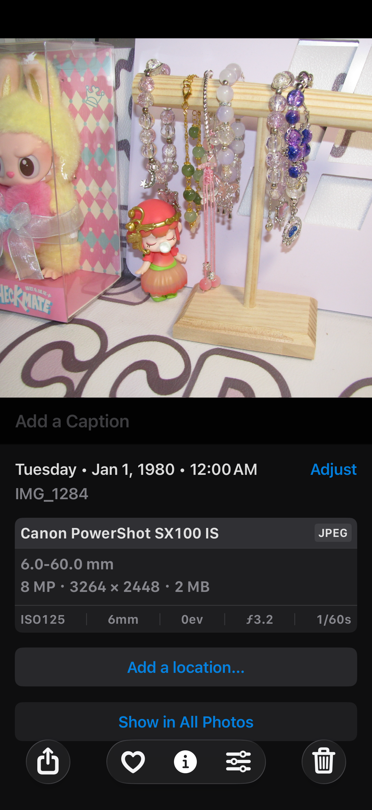 Canon PowerShot SX100 IS 8.0MP 10X Zoom Digital Camera