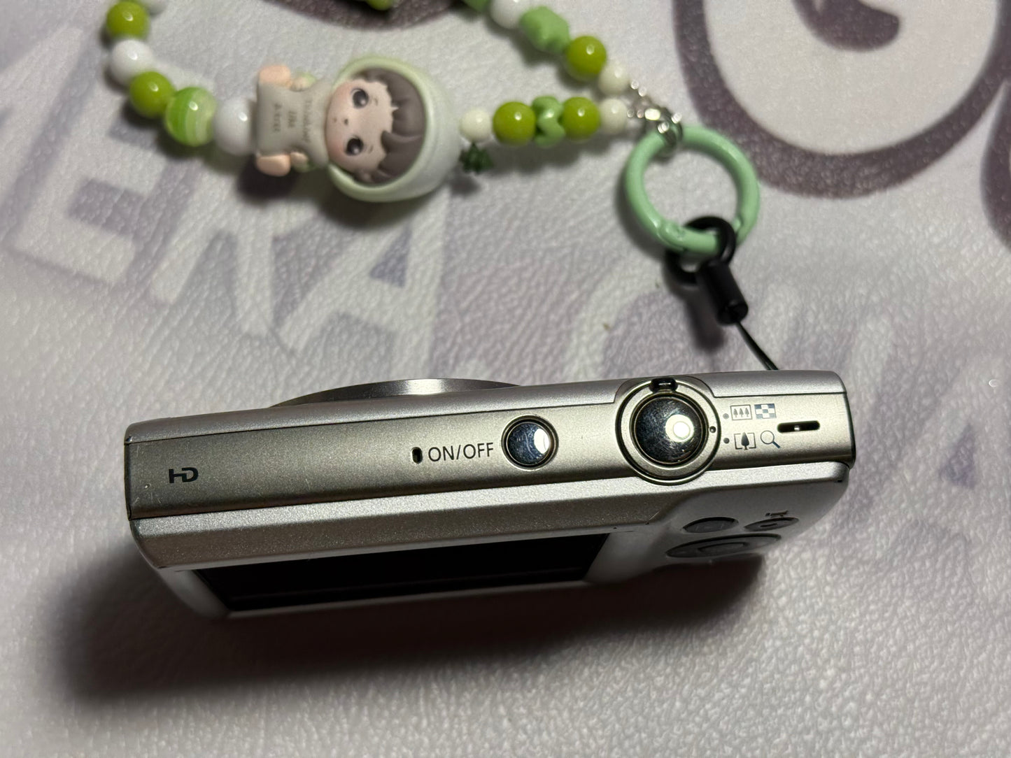 Canon PowerShot ELPH 180 20 MP 8x Zoom Digital Camera Silver