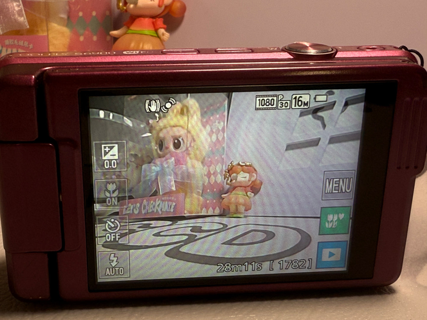 Nikon COOLPIX S6900 16.0MP Digital Camera - Pink