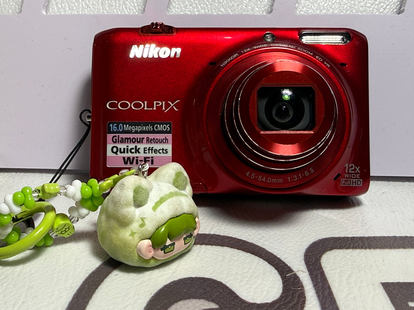 Nikon Coolpix S6500 16MP 12X Zoom Digital Camera Complete Red