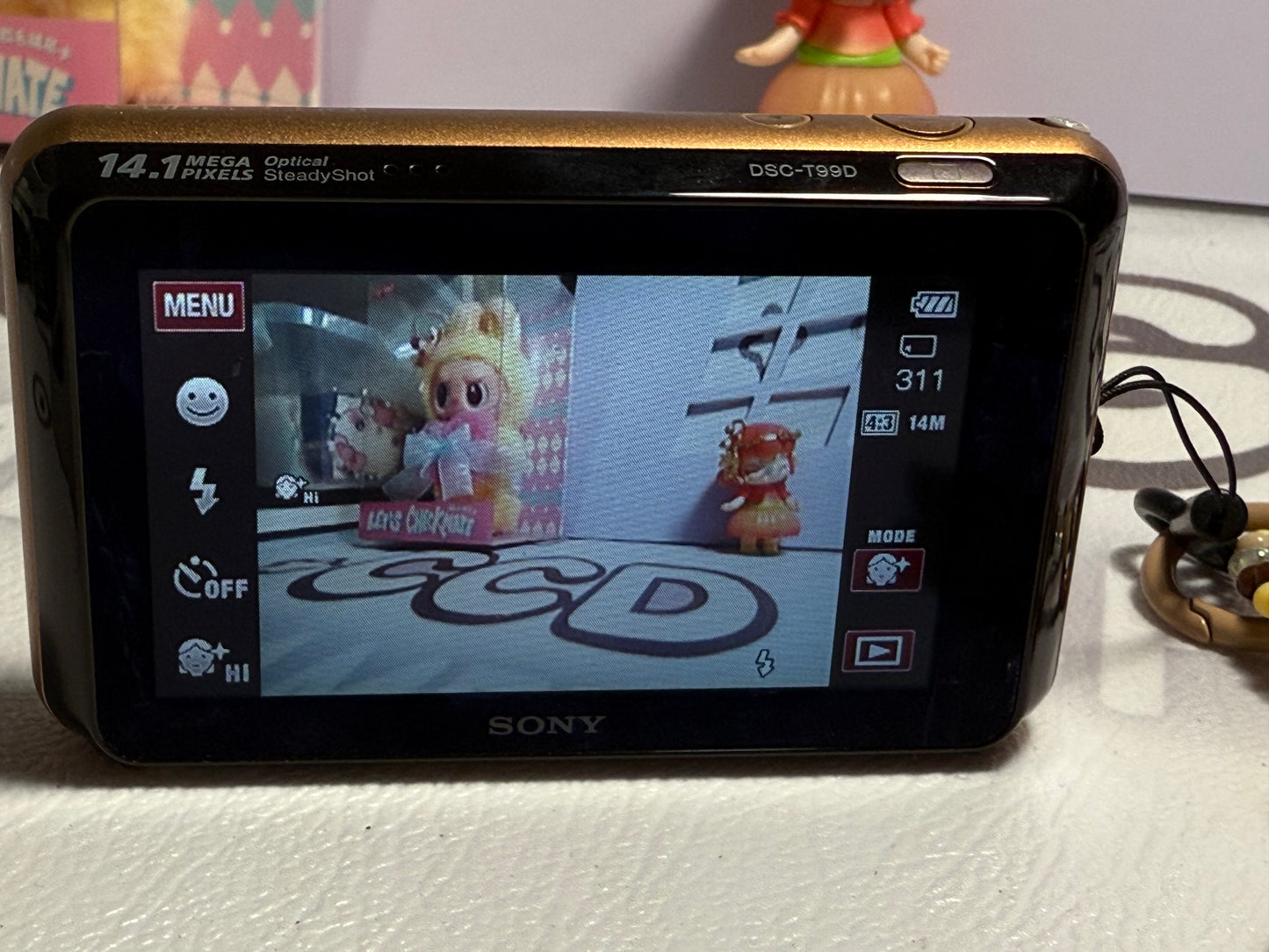 SONY Cyber Shot DSC-T99D 14.1MP Digital Camera