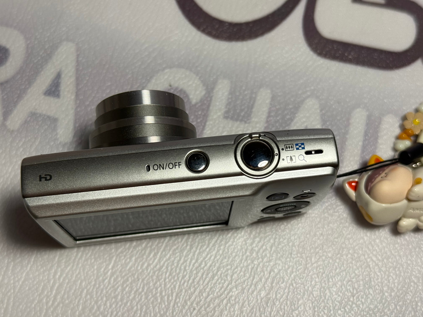 Canon PowerShot ELPH 180 20 MP 8x Zoom Digital Camera Silver