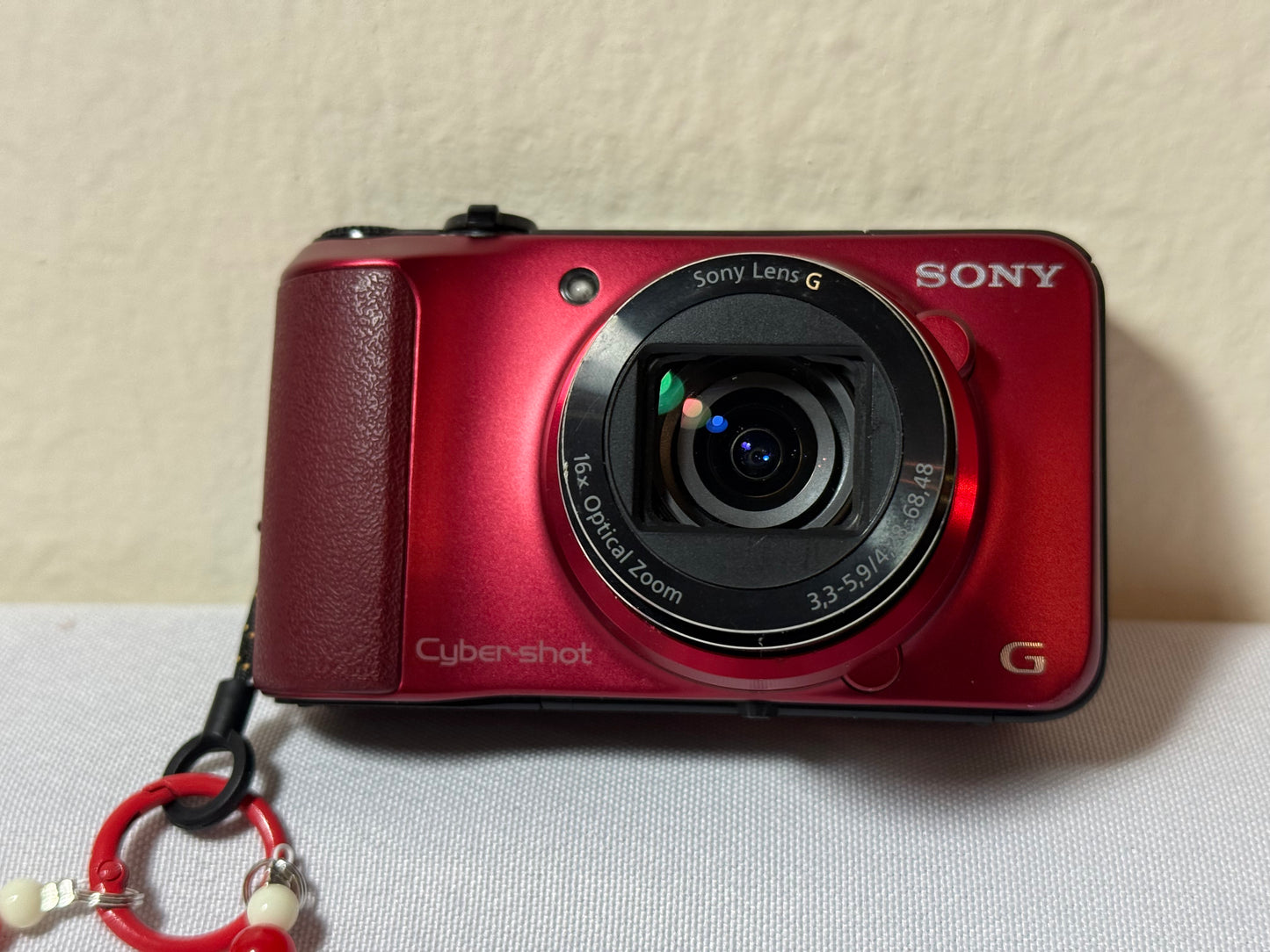 Sony Cyber-shot DSC-HX10 / HX10V Digital Camera 18.2MP 16x Optical Zoom Red
