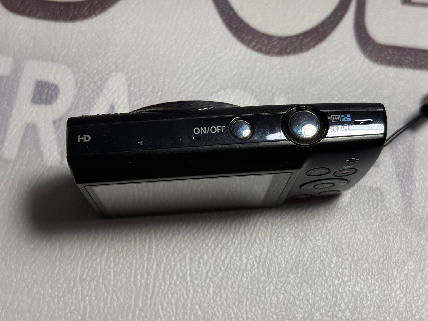 Canon PowerShot Digital ELPH 150 HS（IXUS155） IS Camera