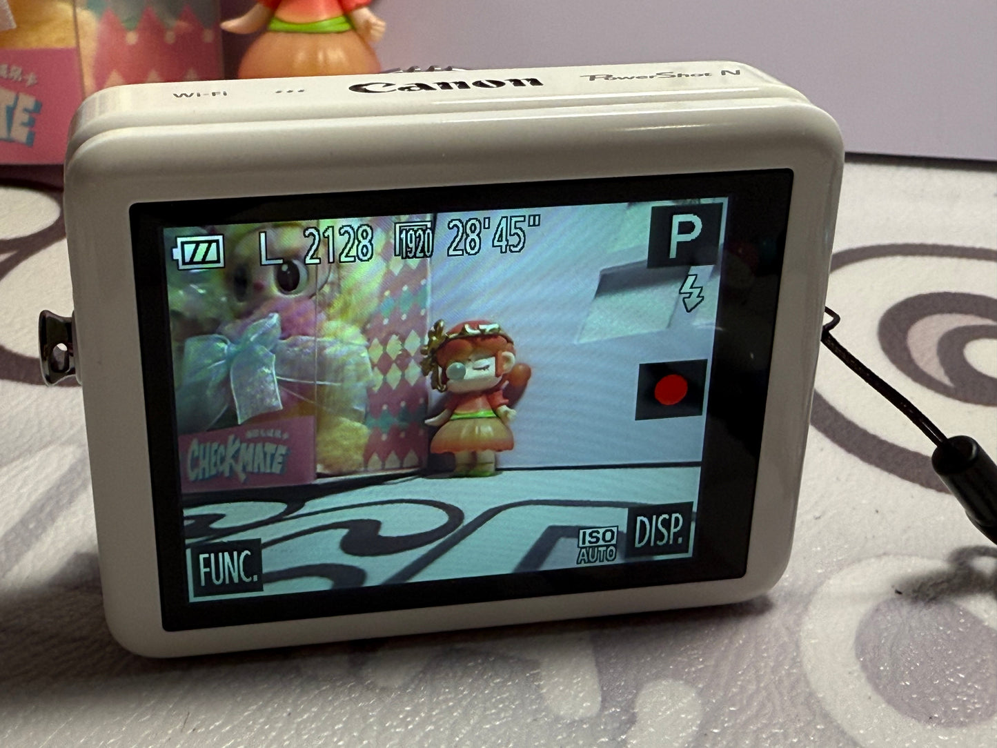 Canon PowerShot N WHITE 12.1MP 8x Zoom Compact Digital Camera