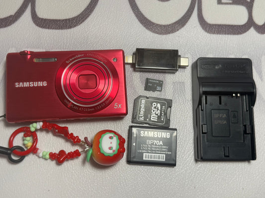 Samsung MV800 Flip-out Touch Screen Vlog Digital Camera 16.2 Megapixel