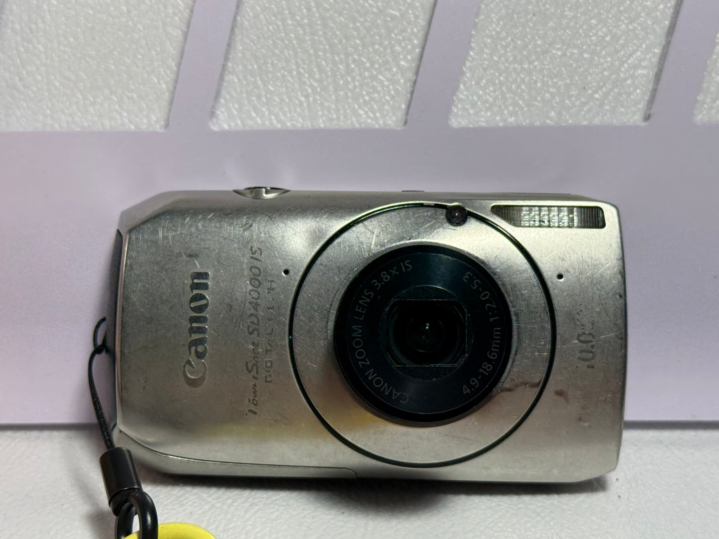 Canon PowerShot SD 4000 IS/IXUS 300 HS