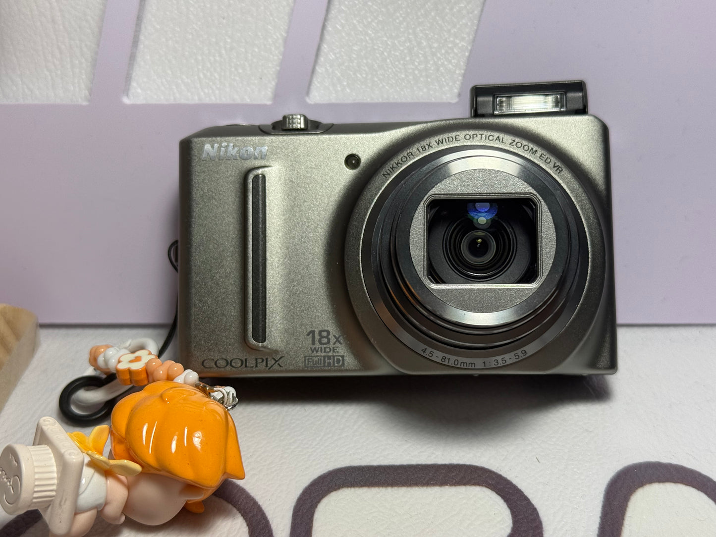 Nikon COOLPIX S9100 Black 12.1MP 18x Optical Zoom Digital Camera
