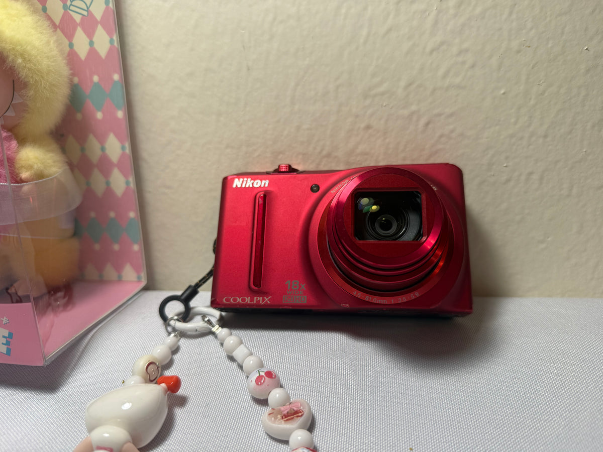Nikon COOLPIX S9100 Black 12.1MP 18x Optical Zoom Digital Camera