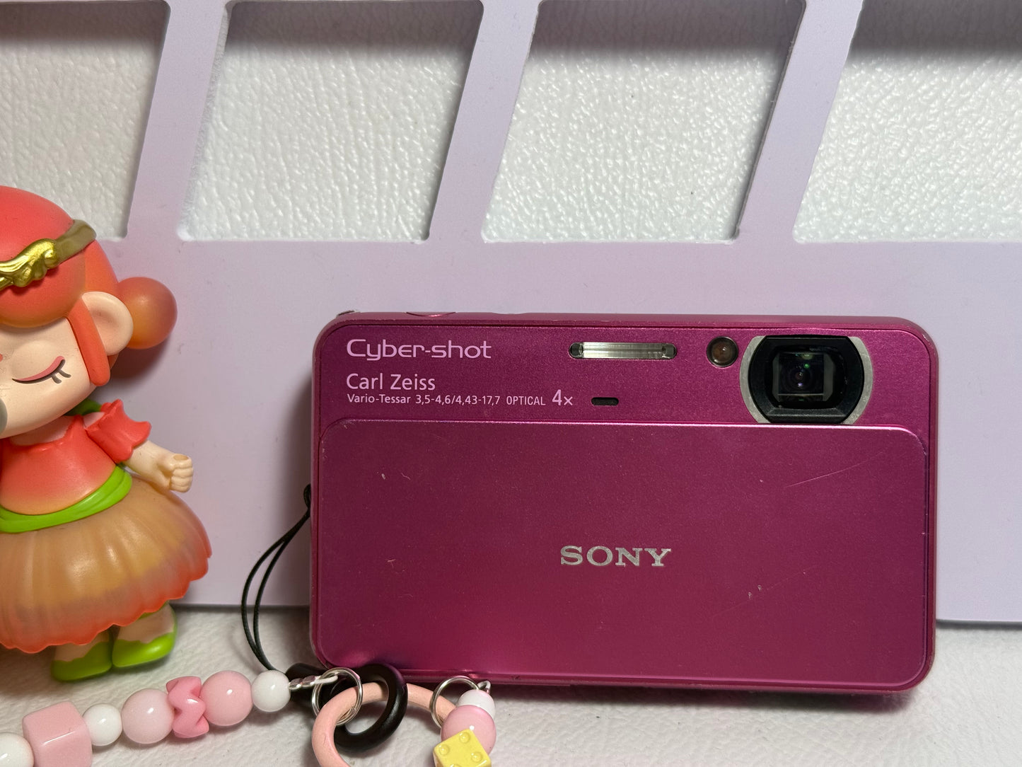 SONY DSC-T99 Digital Camera Cyber Shot Pink
