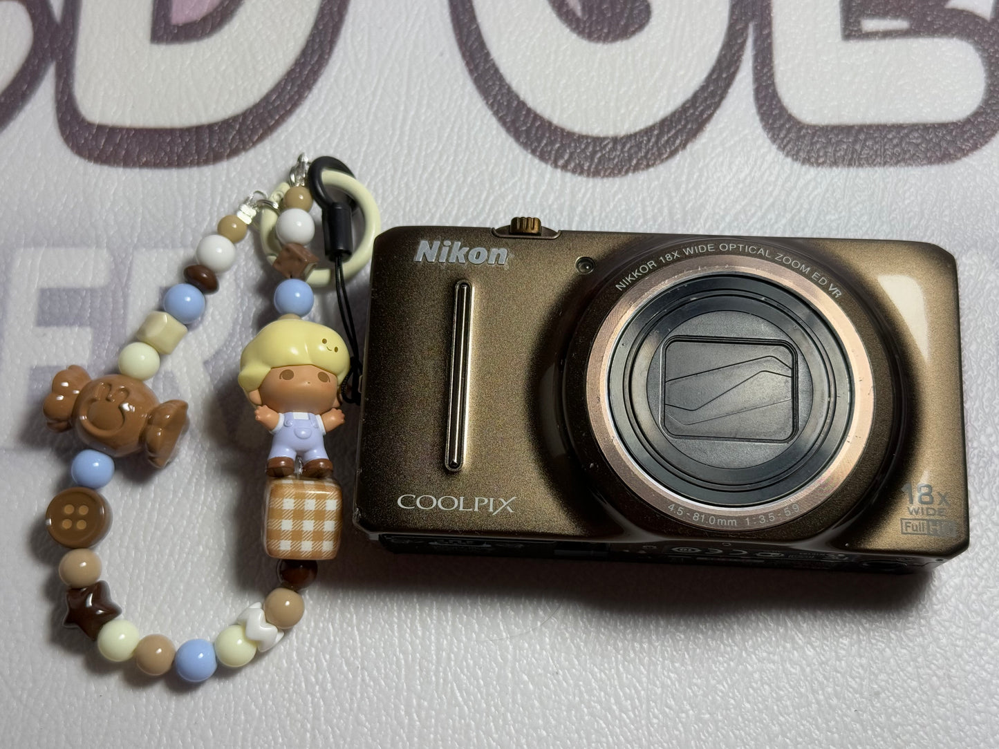 Nikon COOLPIX S9200 12.1MP 18x Optical Zoom Digital Camera