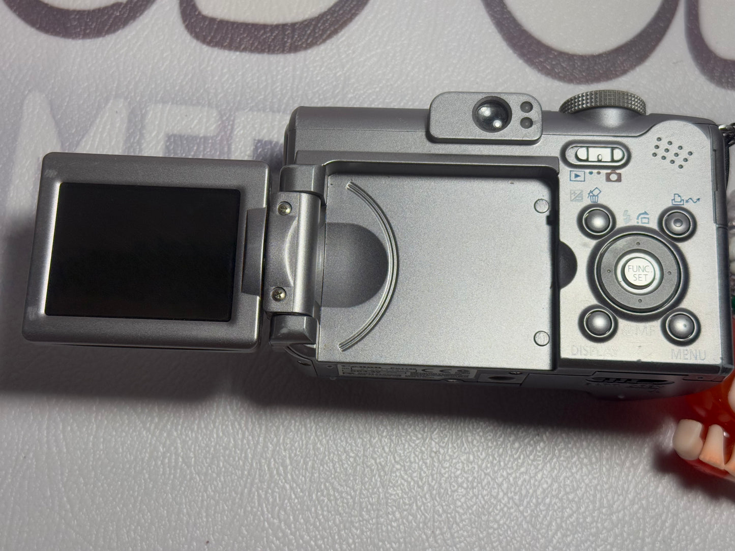 CANON A620 powershot