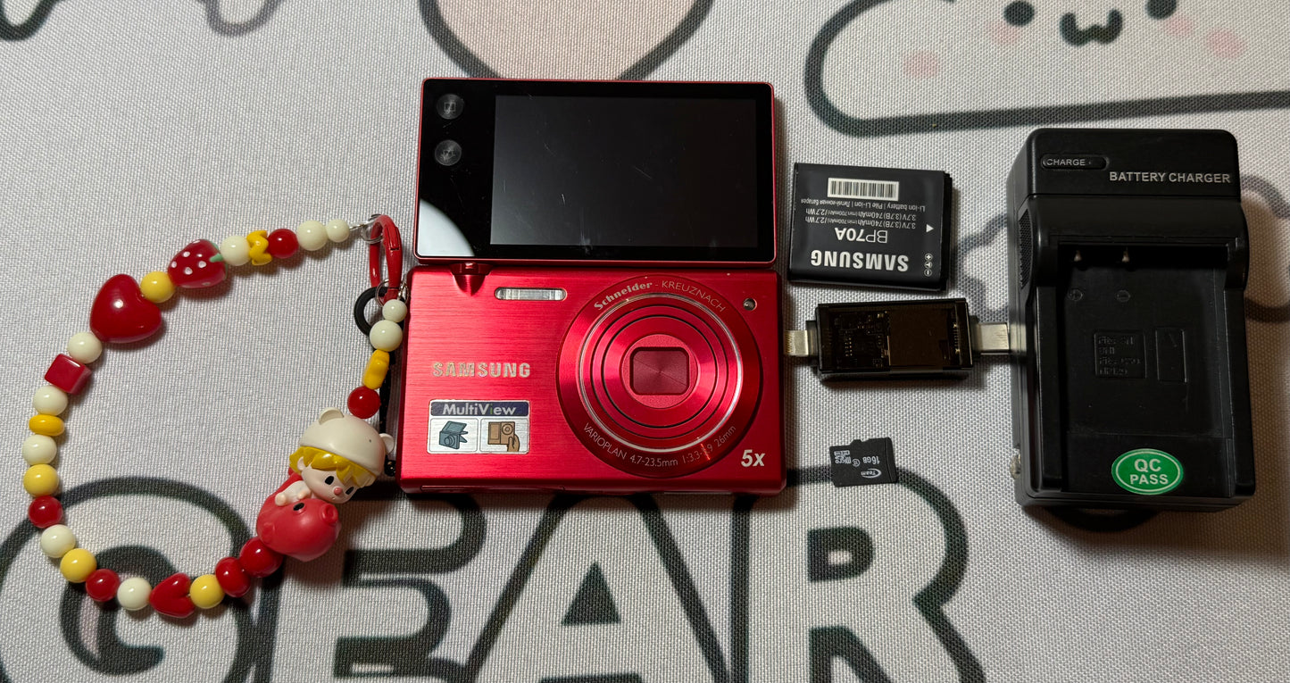 Samsung MV800 Flip-out 5x Zoom 16 Megapixels Touch English
