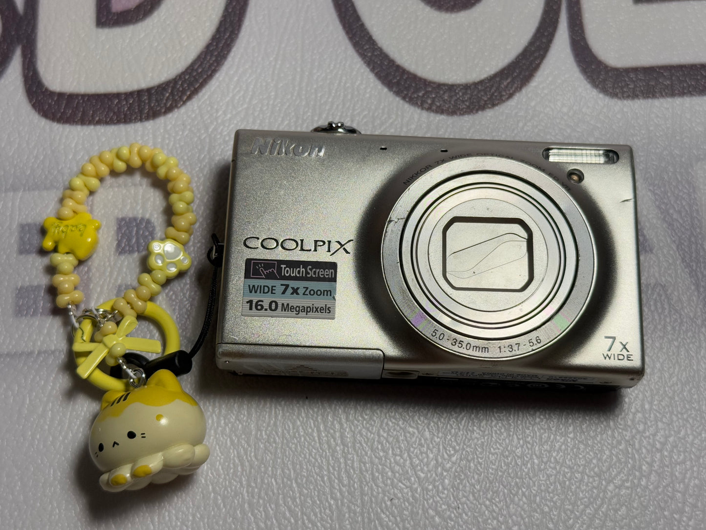 Nikon COOLPIX S6100 Digital Camera SILVER 16.0MP - 7x / HD