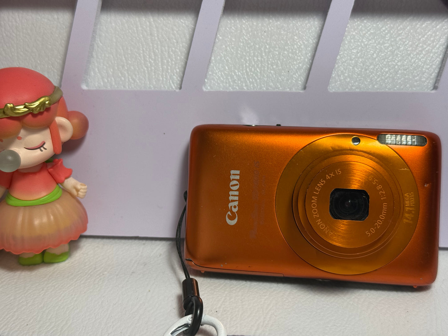Canon PowerShot Digital SD1400 IS （IXUS130） IS Camera