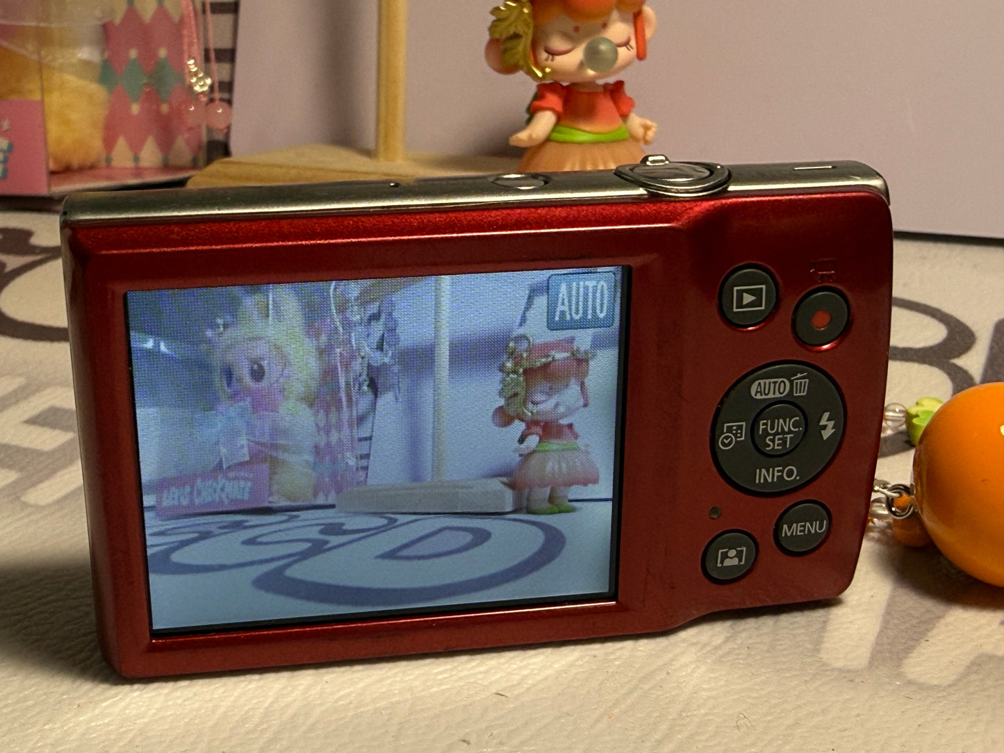 Canon PowerShot Digital IXUS 185IS （ELPH180）