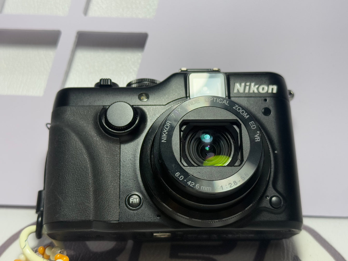 Nikon COOLPIX P7100 Black Compact Digital Camera