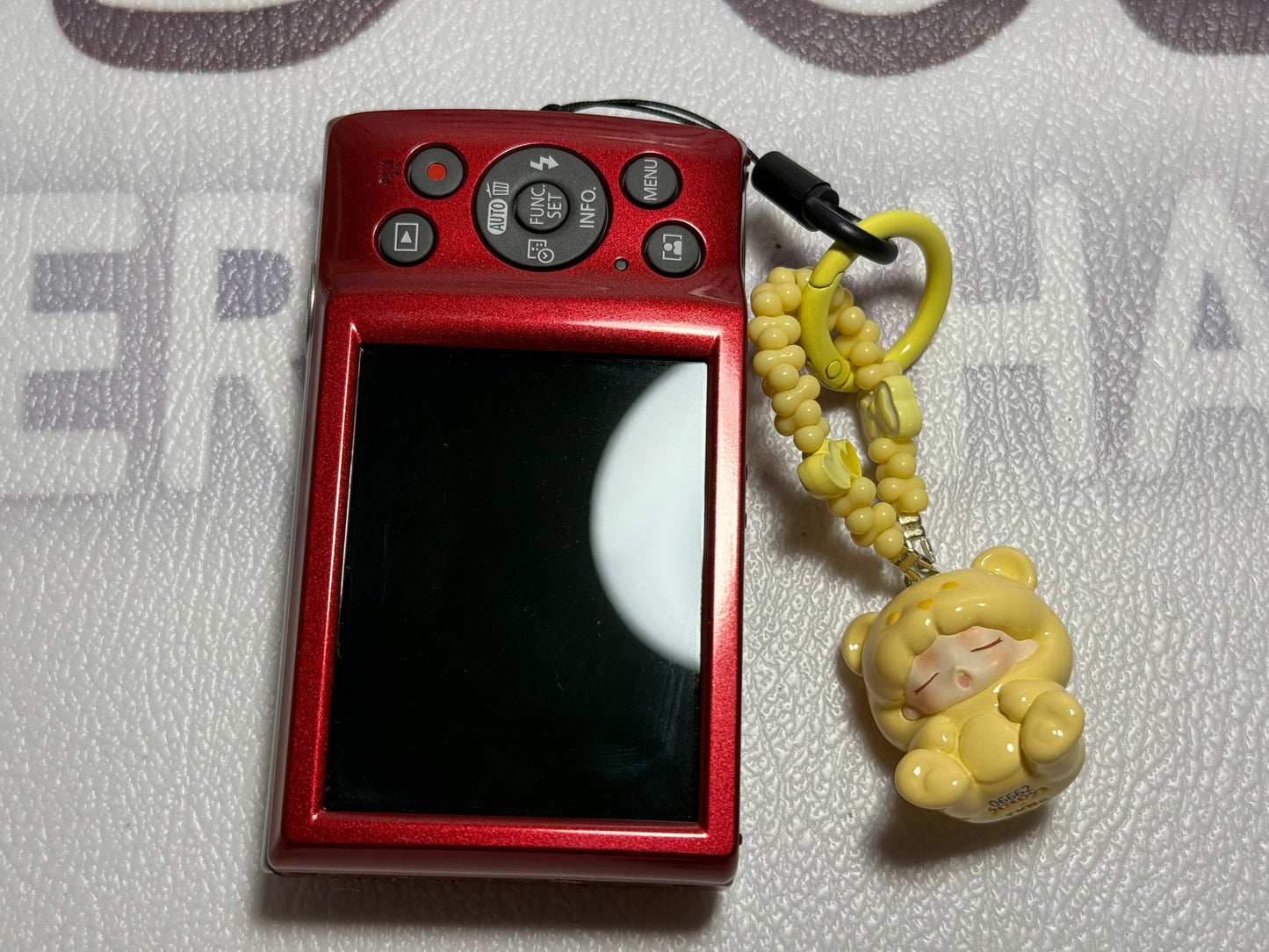 Canon PowerShot Digital IXUS 185IS （ELPH180）
