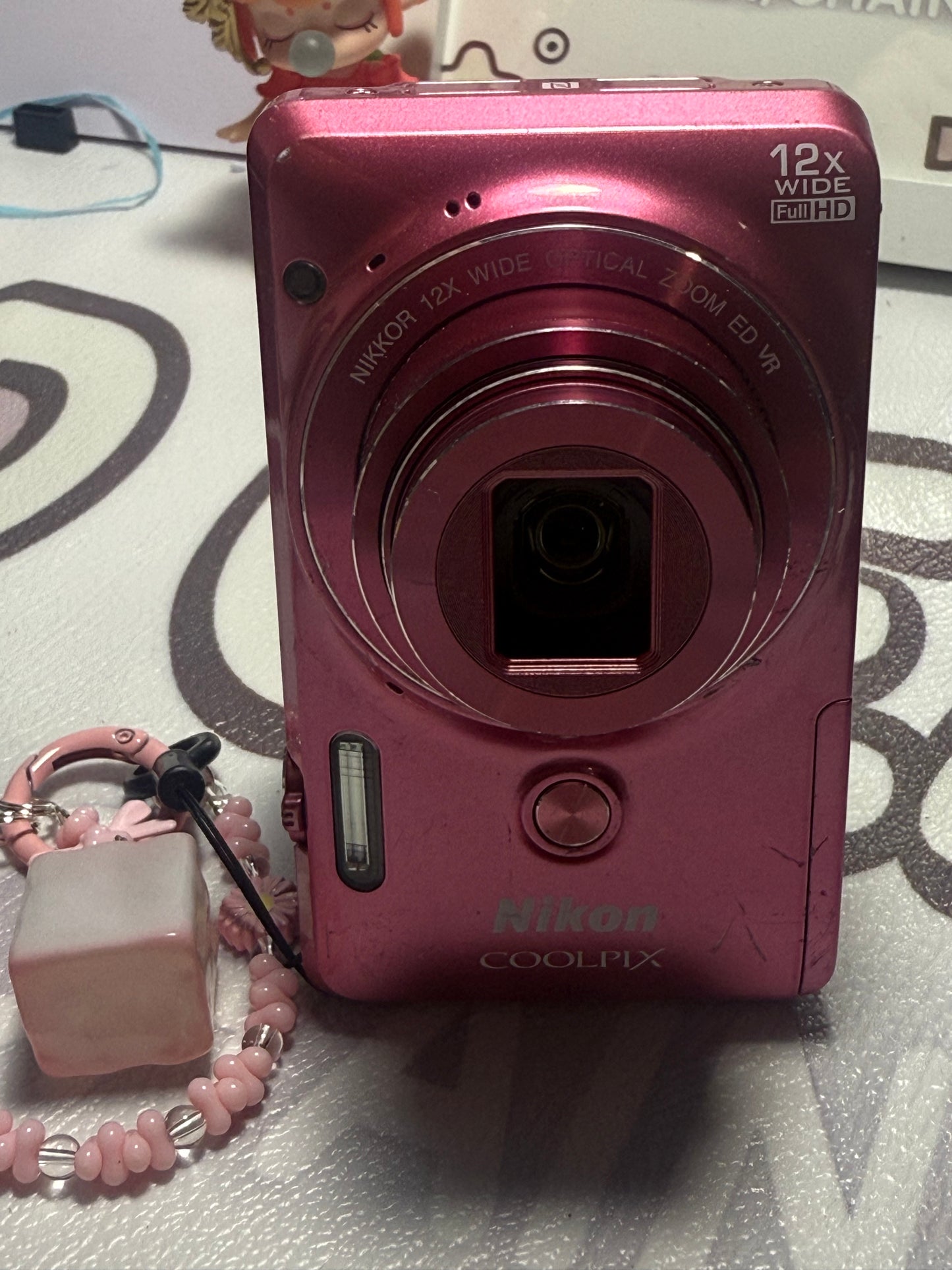 Nikon COOLPIX S6900 16.0MP Digital Camera - Pink