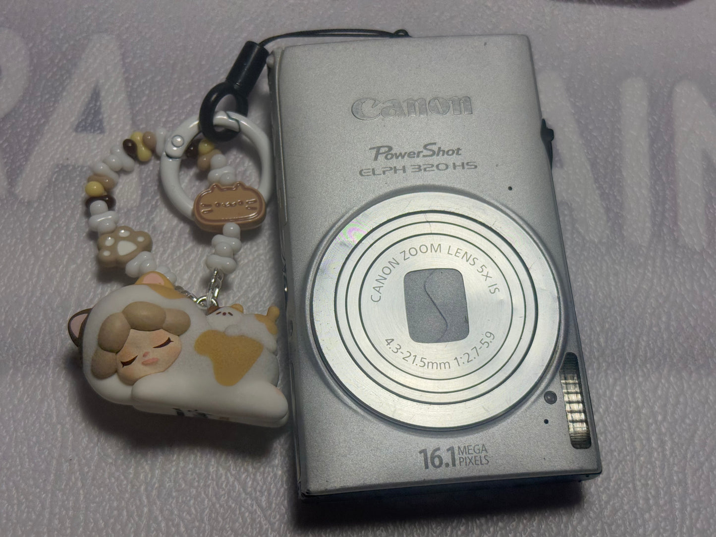 Canon PowerShot Digital ELPH 320 HS（IXUS240） IS Camera