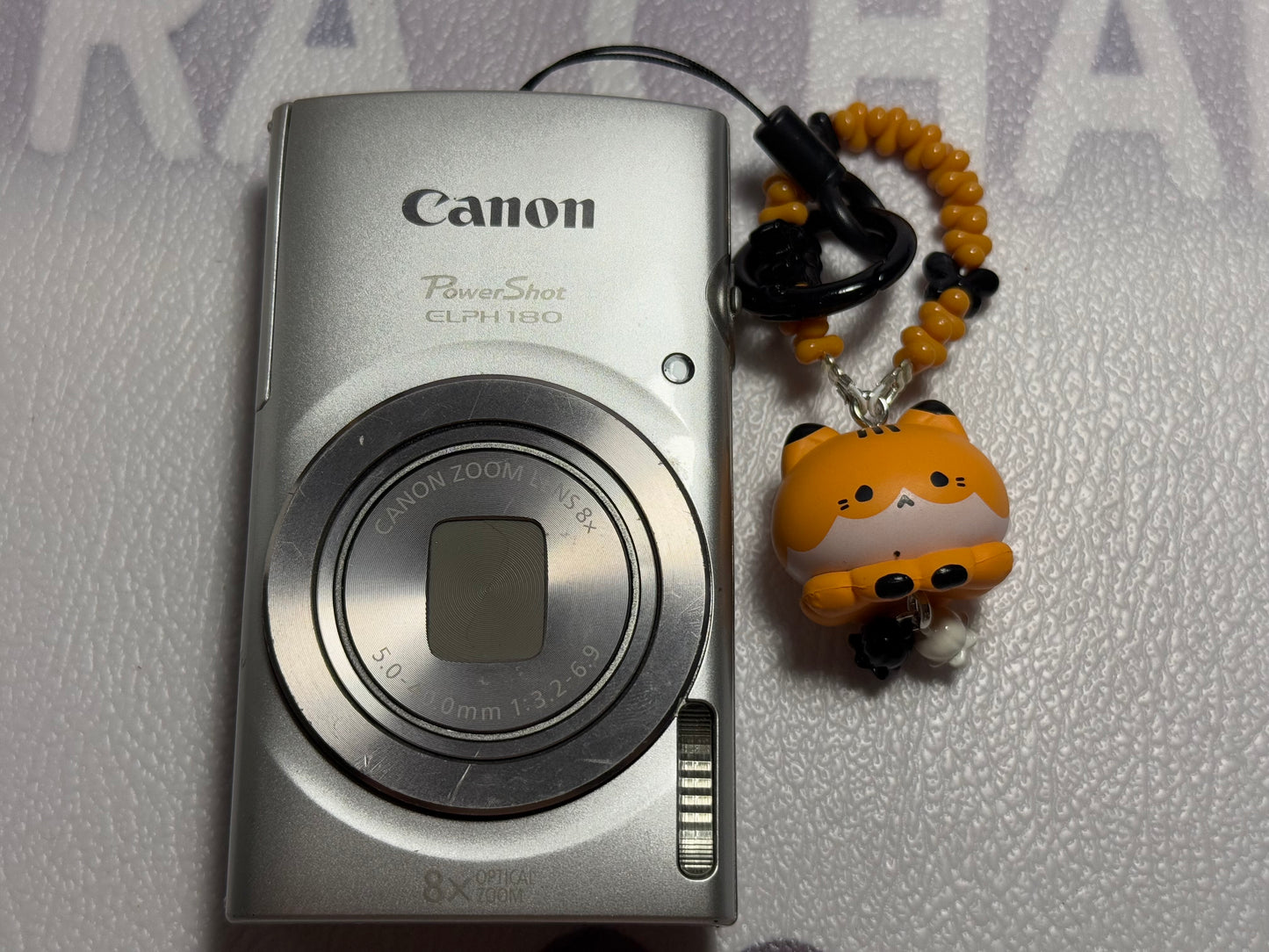 Canon PowerShot ELPH 180 20 MP 8x Zoom Digital Camera Silver
