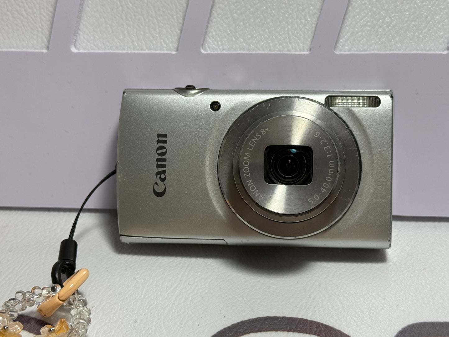Canon PowerShot ELPH 180 20 MP 8x Zoom Digital Camera Silver