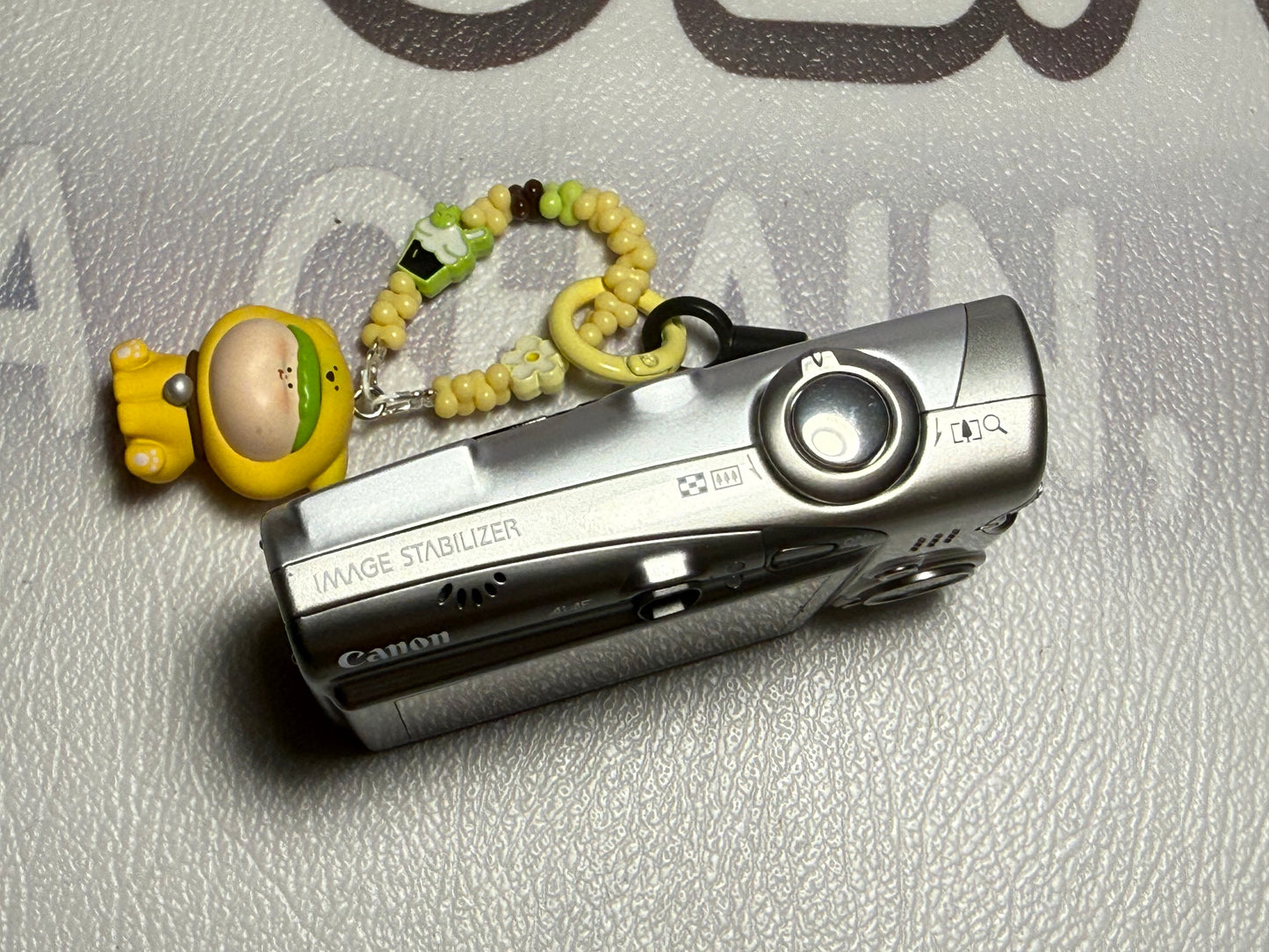 Canon PowerShot SD850 IS （IXUS950） Digital ELPH 8.0MP Compact Camera