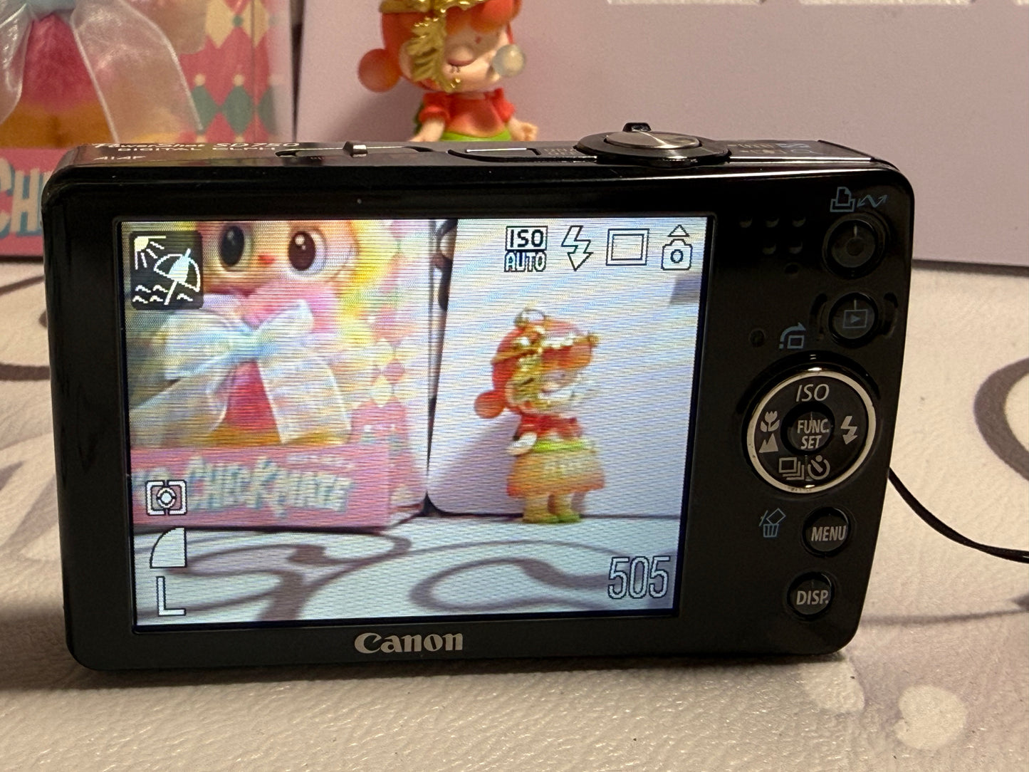 Canon PowerShot SD750 IS （IXUS75）10MP Digital Camera - Silver