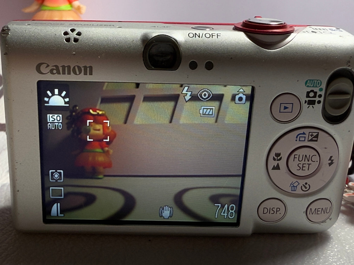 Canon PowerShot Digital SD1200 IS （IXUS95） IS Camera