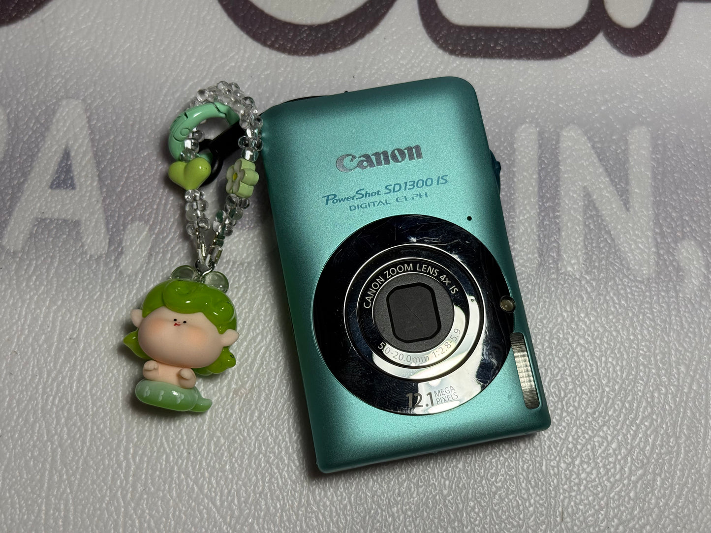 Canon PowerShot Digital SD1300 IS （IXUS 105） IS Camera