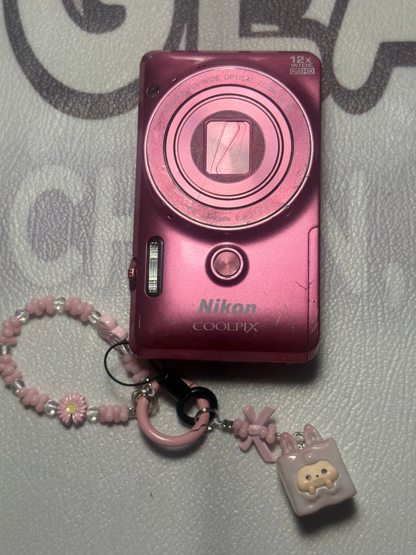 Nikon COOLPIX S6900 16.0MP Digital Camera - Pink