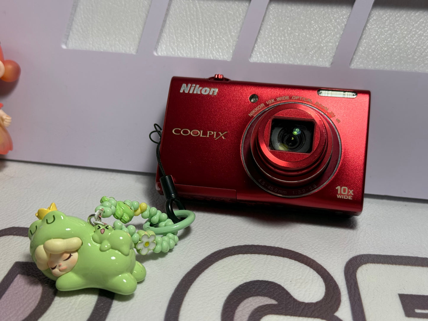 Nikon Coolpix S6200 Digital Camera 16MP, 10X Optical Zoom