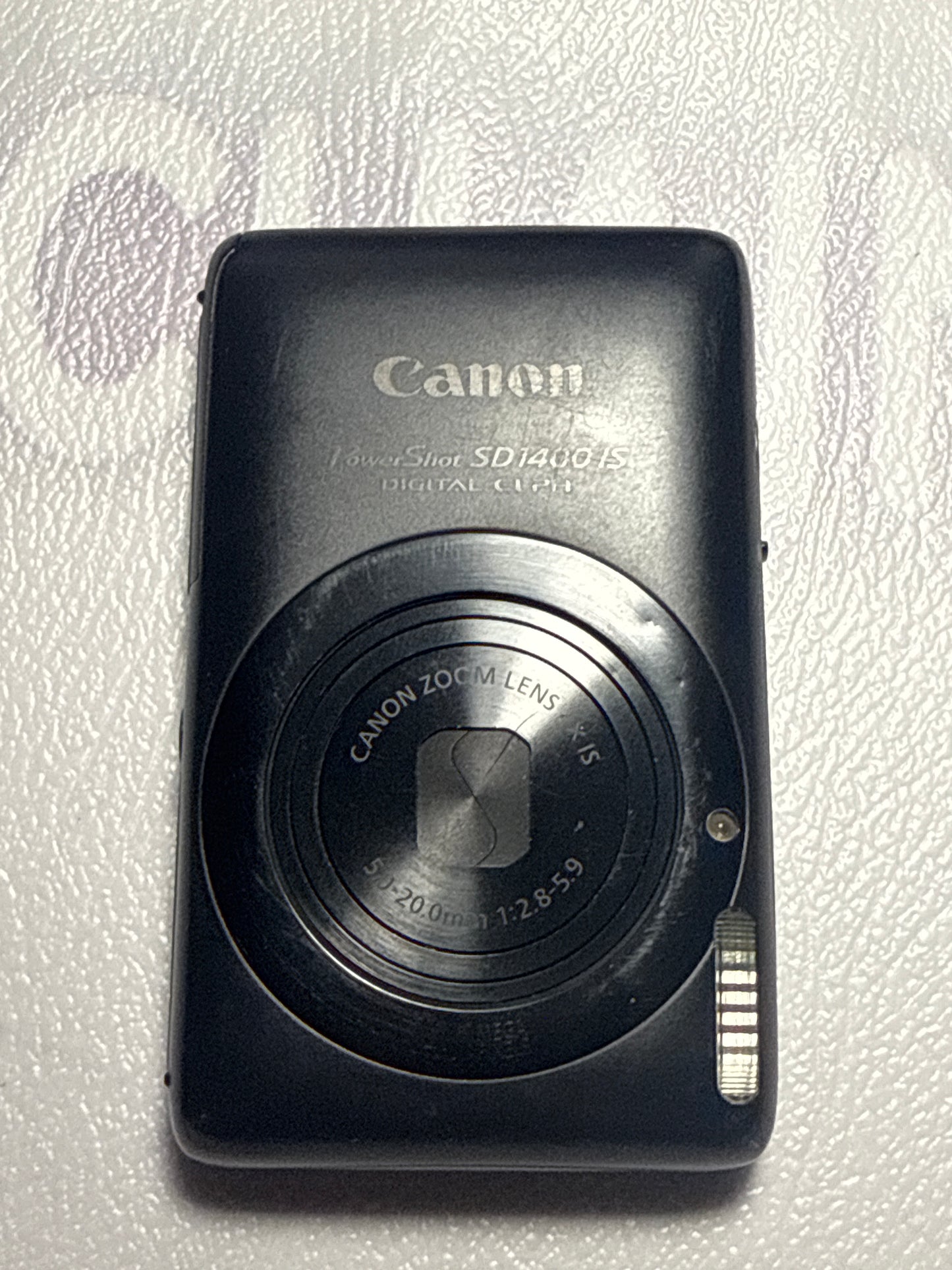 Canon PowerShot Digital SD1400 IS （IXUS130） IS Camera