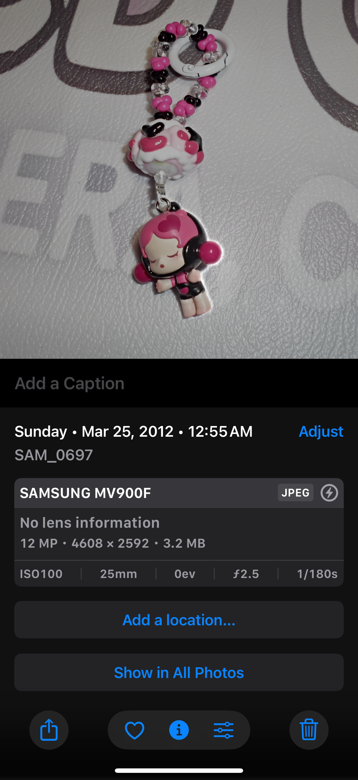 Samsung MV900f Flip-out 5x Optical Zoom Wifi Touch Screen Camera