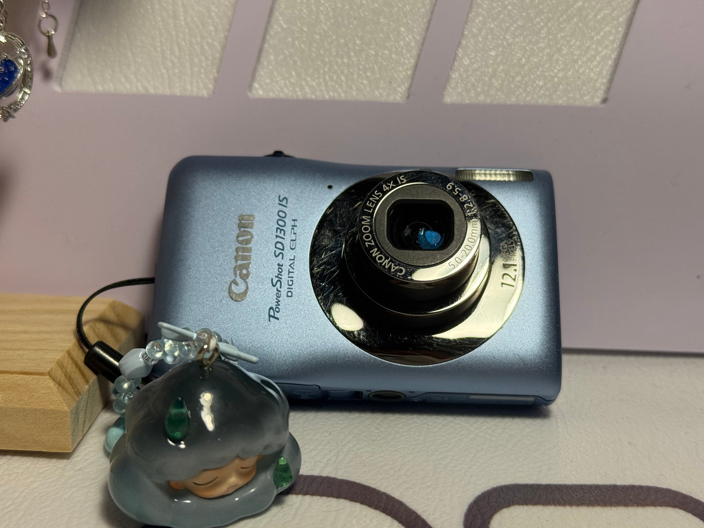 Canon PowerShot Digital SD1300 IS （IXUS 105） IS Camera