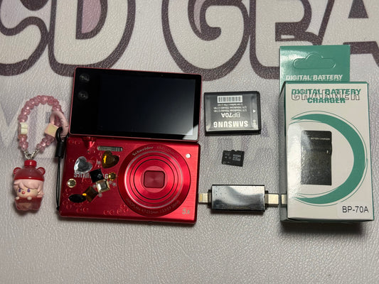 Samsung MV800 Flip-out Touch Screen Vlog Digital Camera 16.2 Megapixel