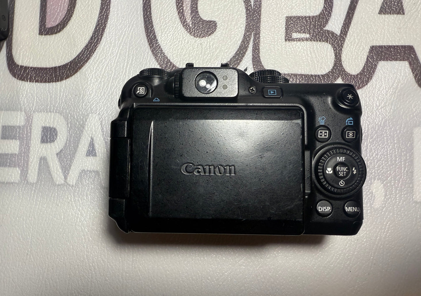 Canon PowerShot G11 10.0MP Digital Camera Black