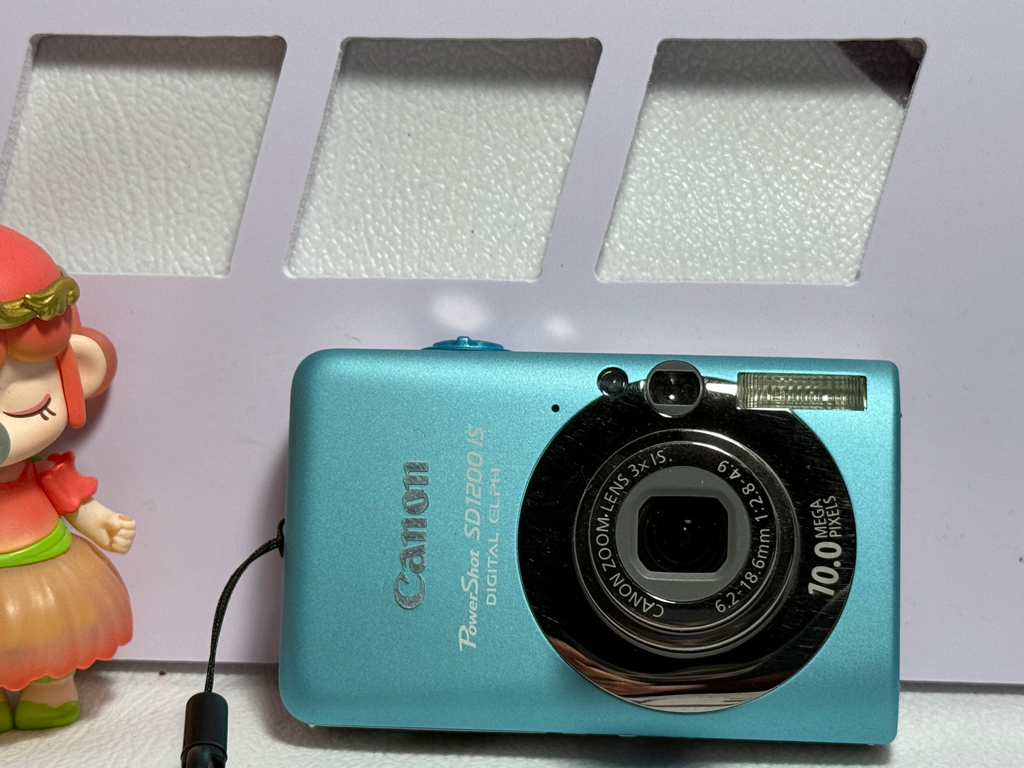 Canon PowerShot Digital SD1200 IS （IXUS95） IS Camera