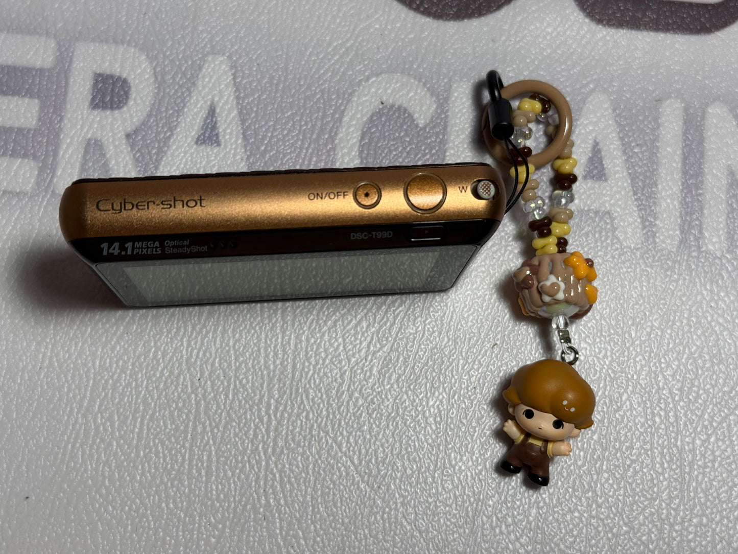 SONY Cyber Shot DSC-T99D 14.1MP Digital Camera