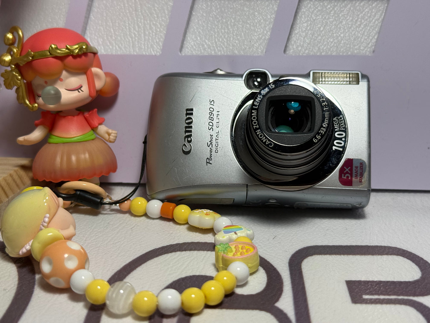 Canon PowerShot Digital SD890 IS （IXUS970IS） IS Camera