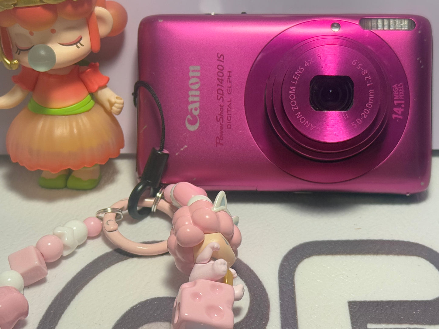 Canon PowerShot Digital SD1400 IS （IXUS130） IS Camera