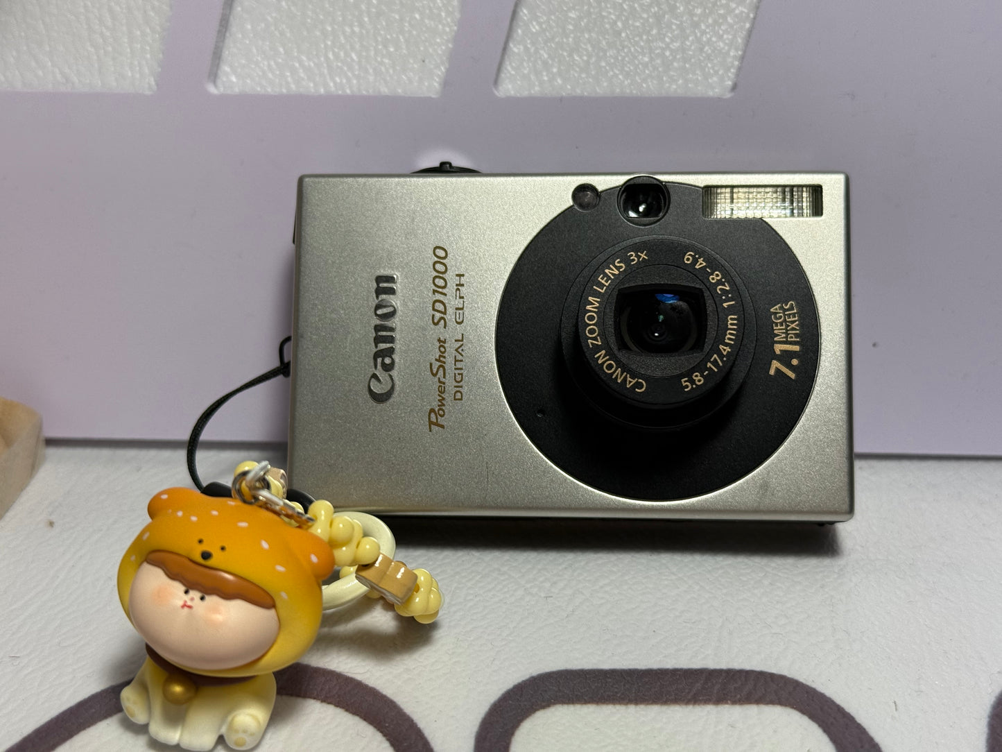 Canon PowerShot Digital SD1000 IS （IXUS 80） IS Camera